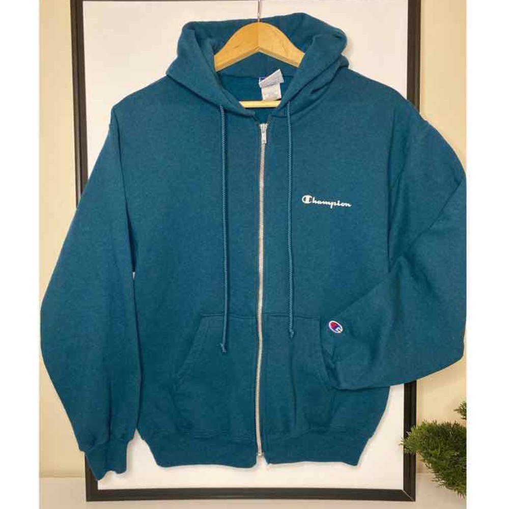 🌙 Champion Jacket